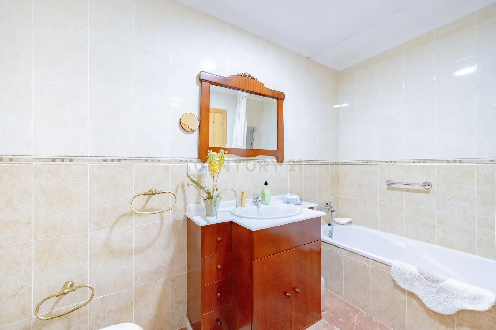 Baño de Casa adosada en venta en Náquera con Trastero, Piscina y Horno