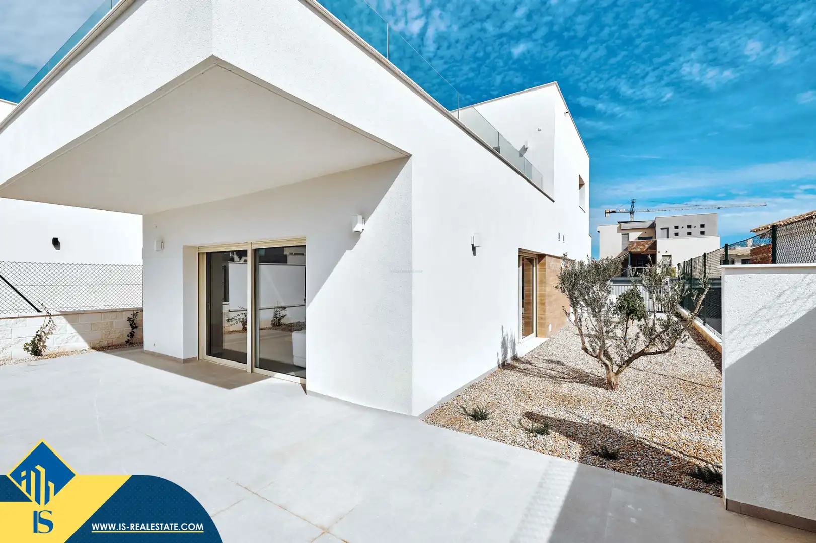 Chalet con piscina en venta en Los Montesinos, imagen 2