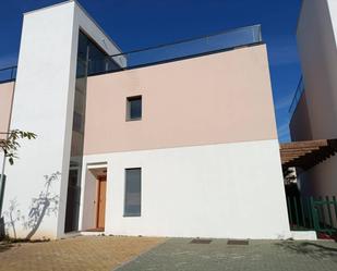 Vista exterior de Casa o xalet de lloguer en San Jorge / Sant Jordi amb Aire condicionat, Calefacció i Jardí privat