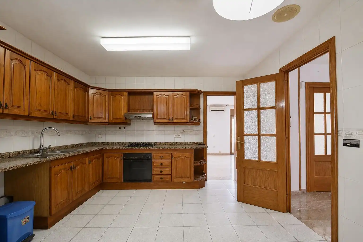 Kitchen of Flat for sale in Vilanova i la Geltrú  with Heating, Terrace and Balcony