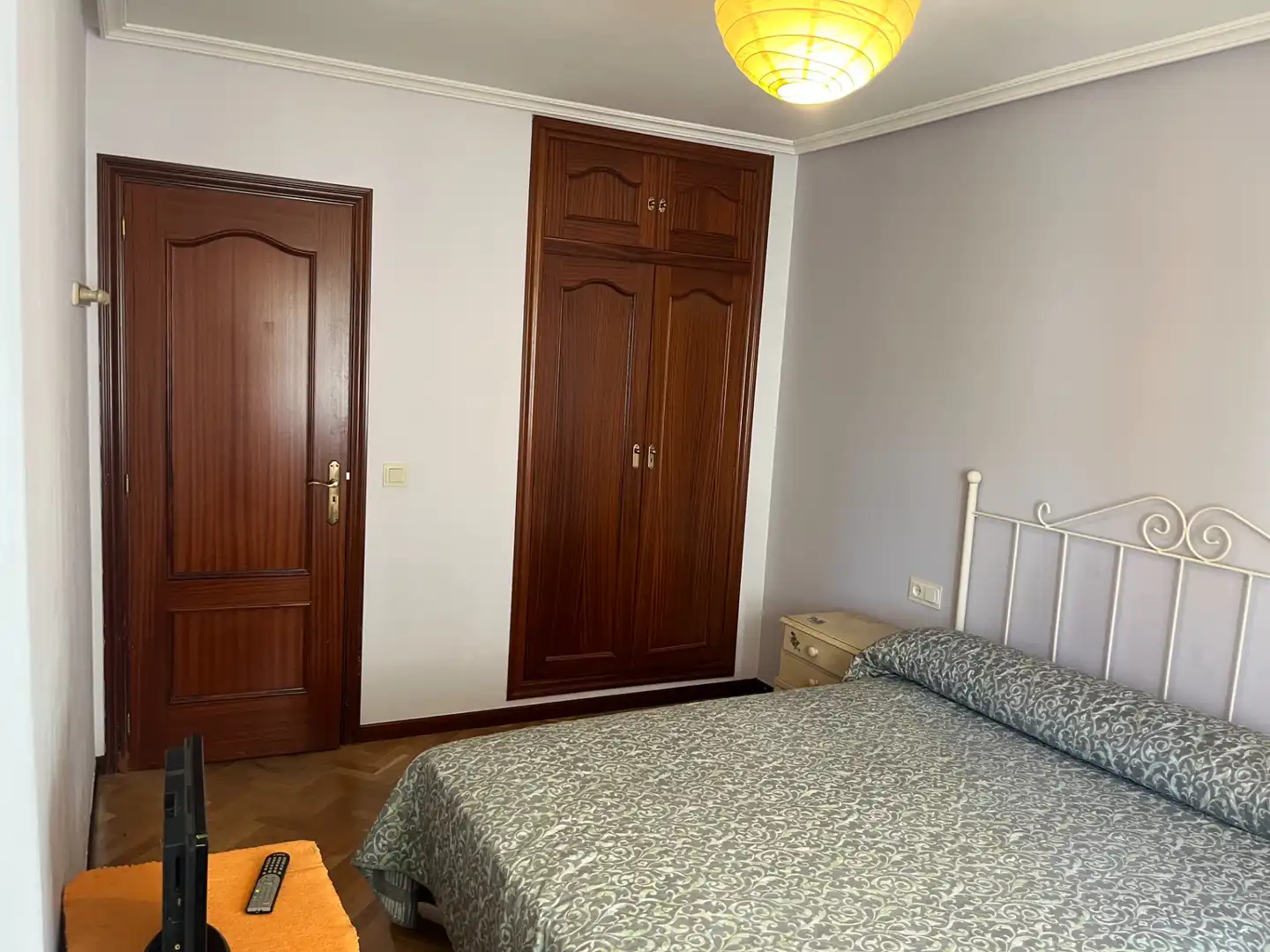 Habitación de Apartamento de alquiler en Salamanca con Calefacción, Parquet y Amueblado