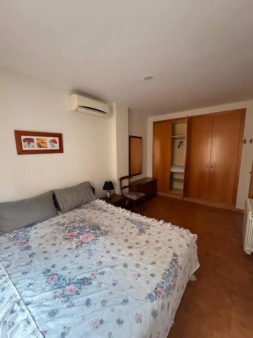 Habitación de Casa o chalet de alquiler en Sagunto / Sagunt con Aire acondicionado, Calefacción y Jardín privado