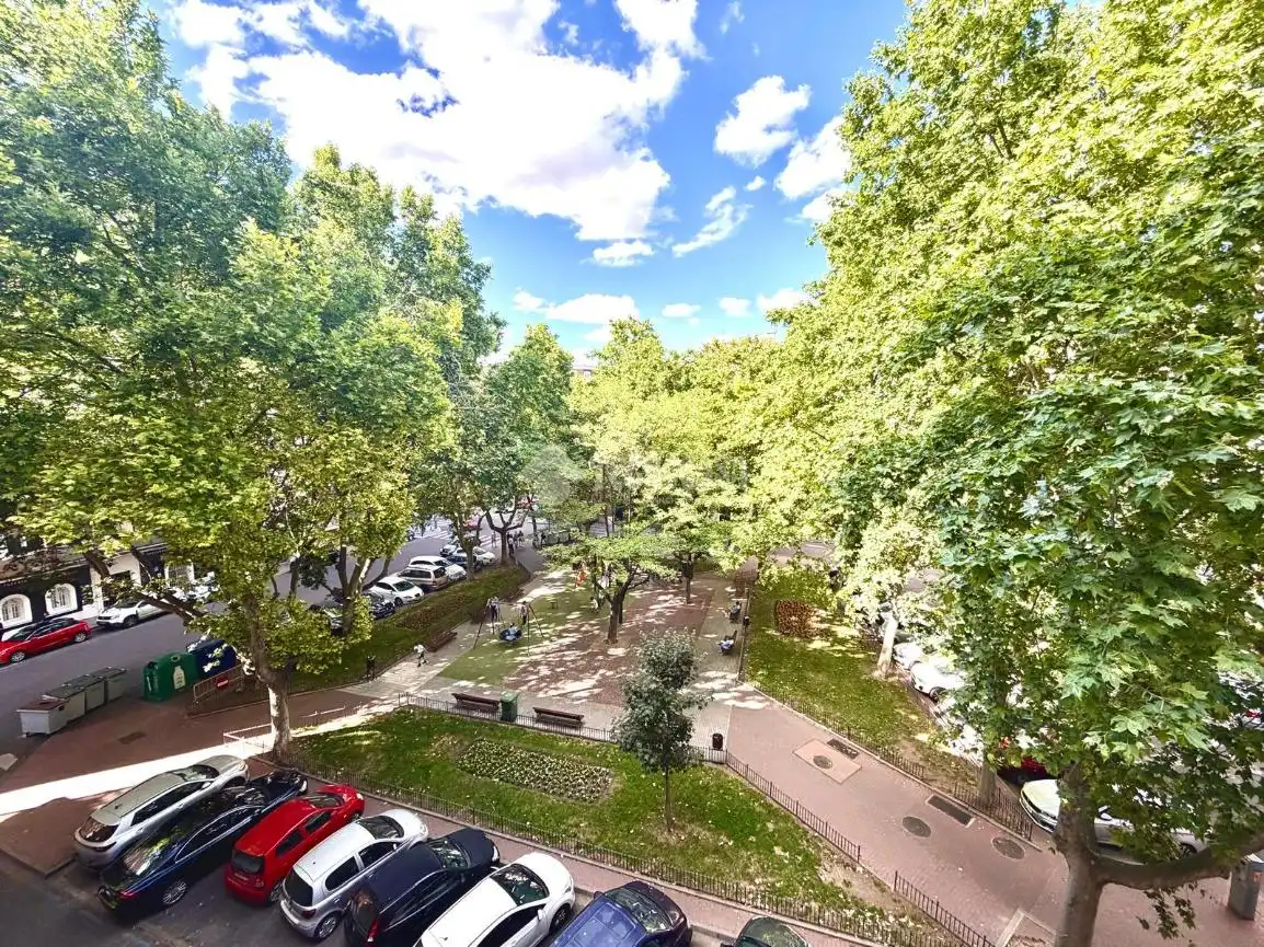 Vista exterior de Pis en venda en Valladolid amb Calefacció, Parquet i Terrassa