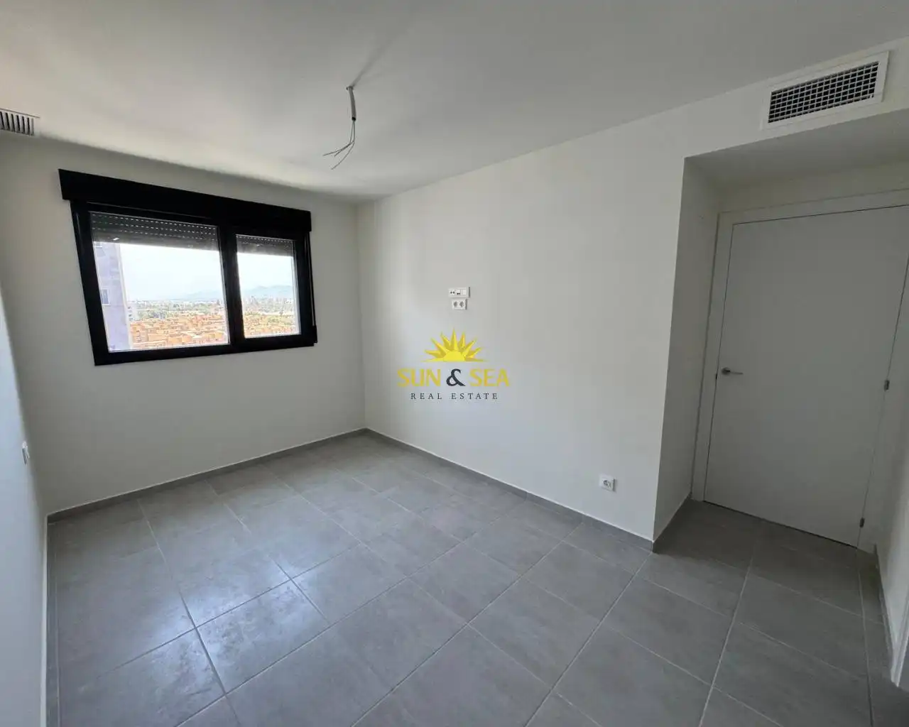 Bedroom of Apartments for rent in Elche / Elx  with Air Conditioner, Heating and Balcony