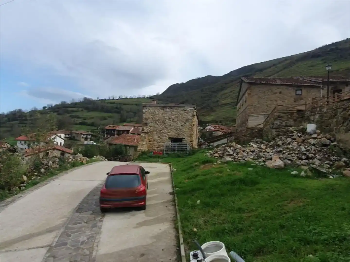 Residencial en venda en Tudanca