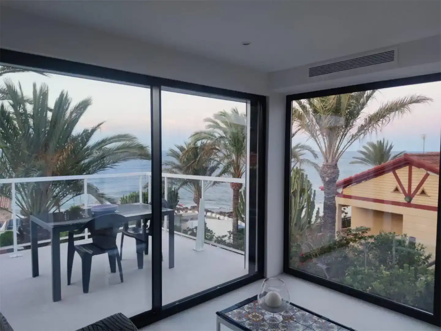 Balcony of Flat for rent in Dénia  with Air Conditioner, Private garden and Storage room