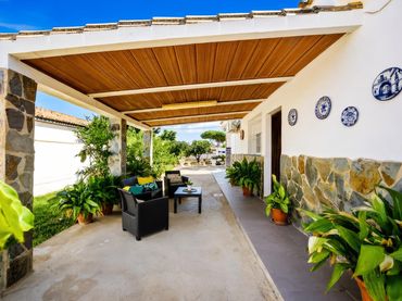 Chalet con jardín en venta en Las Lagunas - Campano