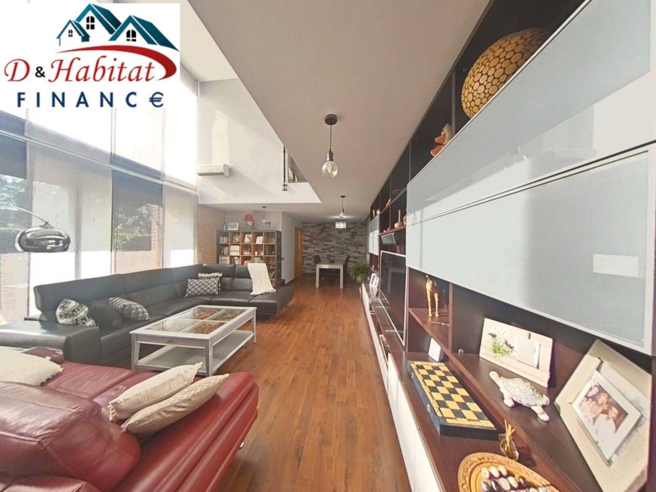 Sala de estar de Casa o chalet en venta en Rubí con Aire acondicionado, Calefacción y Parquet