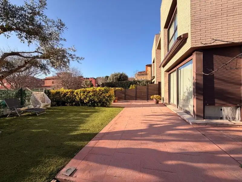 Garden of Houses for sale in Palamós  with Air Conditioner, Heating and Private garden