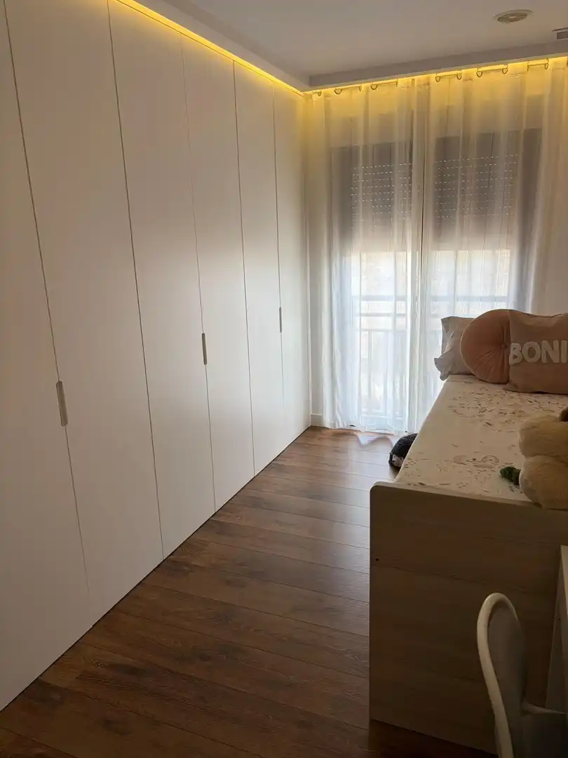 Dormitori de Pis en venda en Elche / Elx amb Aire condicionat, Calefacció i Jardí privat