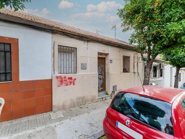 Casa pareada en venta en C/ Motamid