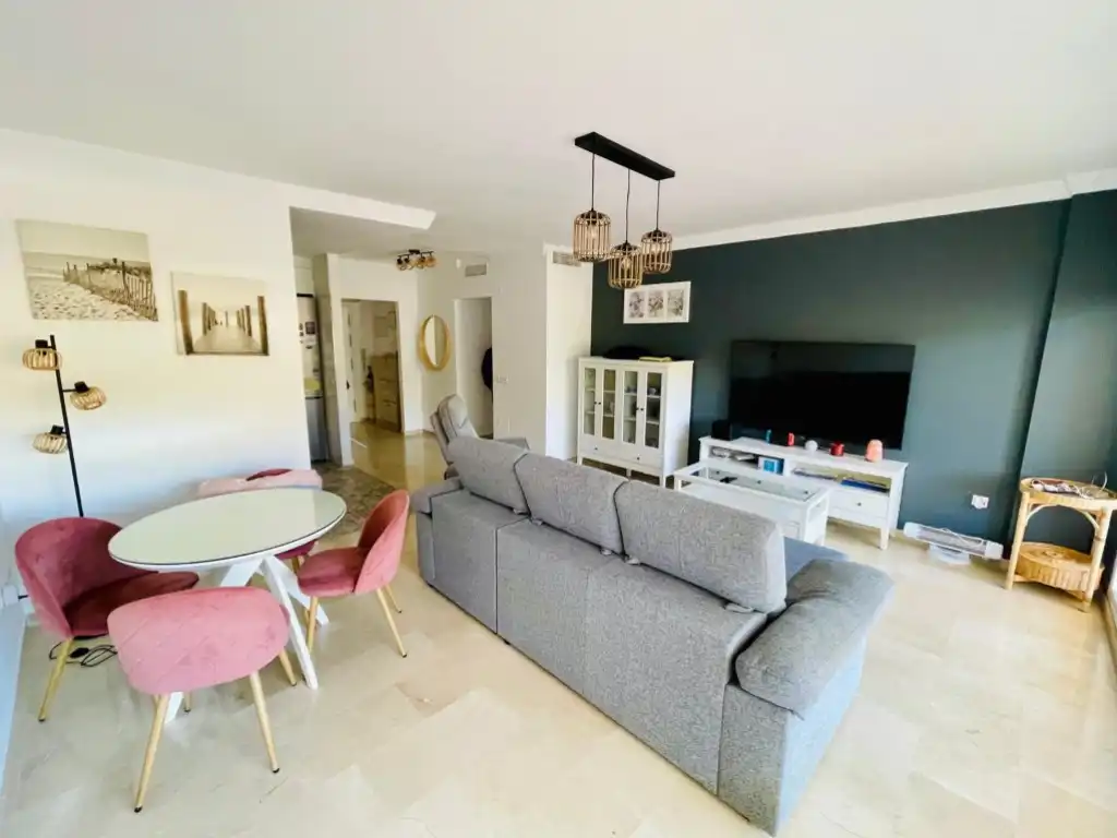 Sala d'estar de Pis en venda en Torrox amb Aire condicionat i Terrassa
