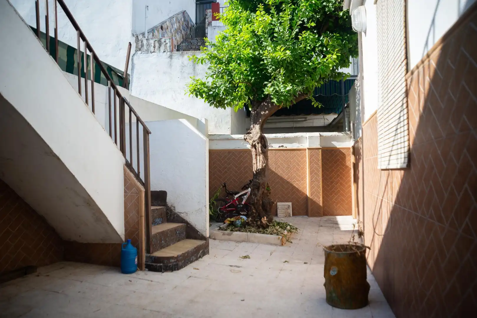 Vista exterior de Casa o xalet en venda en Camas amb Terrassa i Traster