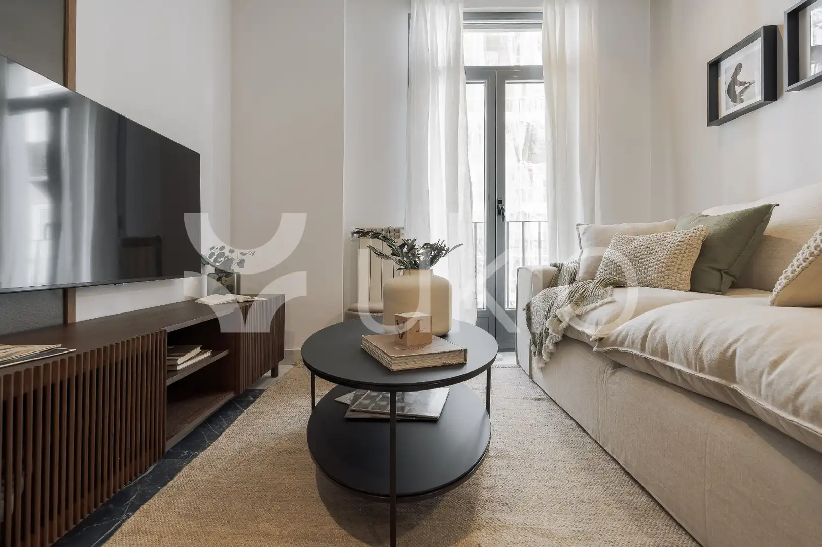 Sala de estar de Apartamento de alquiler en Madrid con Aire acondicionado, Calefacción y Amueblado