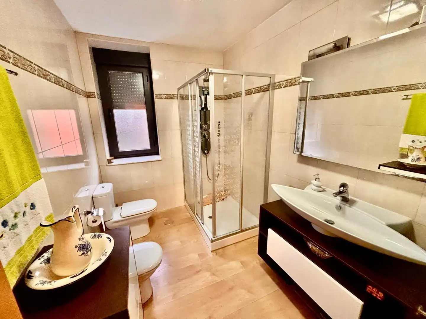 Baño de Casa o chalet en venta en Turcia con Calefacción, Parquet y Terraza