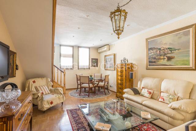 Apartamento en Venta en Cortes - Huertas