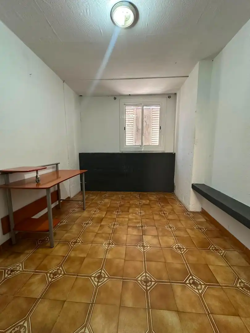 Piso en venta en Badia del Vallès con Calefacción y Balcón