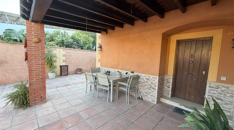 Foto 2 de Casa adosada en venta en Cerros de Montequinto, Montequinto