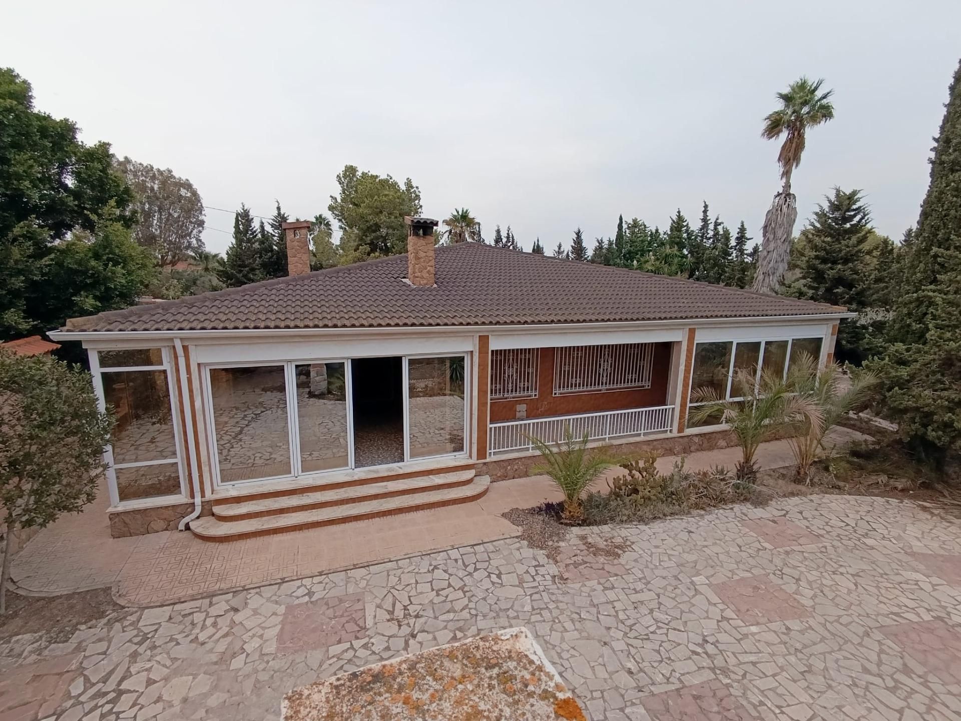 Exterior view of House or chalet for sale in Elche / Elx  with Private garden, Terrace and Storage room