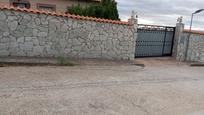 Exterior view of House or chalet for sale in Barajas de Melo  with Air Conditioner, Heating and Swimming Pool