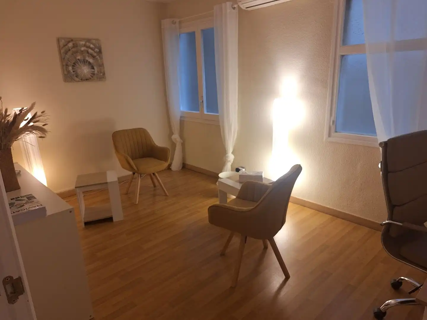 Sala de estar de Oficina de alquiler en Barcelona con Aire acondicionado, Calefacción y Amueblado