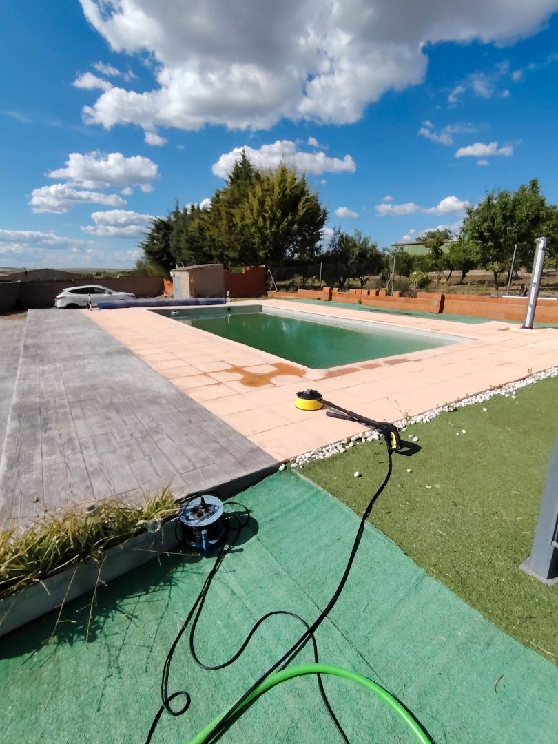 Piscina de Finca rústica en venda en Mérida amb Jardí privat i Piscina