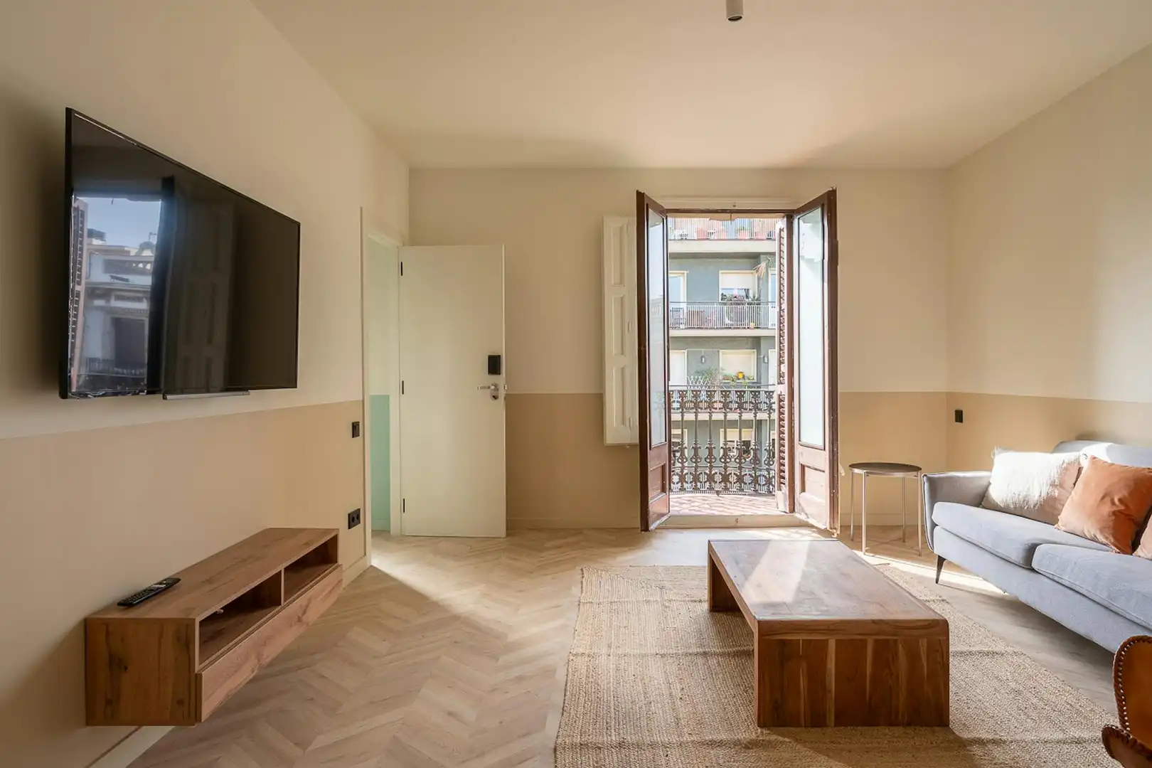 Sala d'estar de Pis de lloguer en Barcelona amb Aire condicionat, Calefacció i Moblat