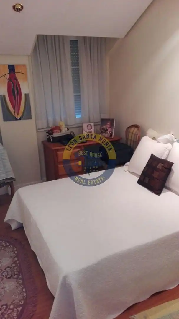Habitación de Casa o chalet en venta en Valdefresno con Calefacción, Jardín privado y Parquet