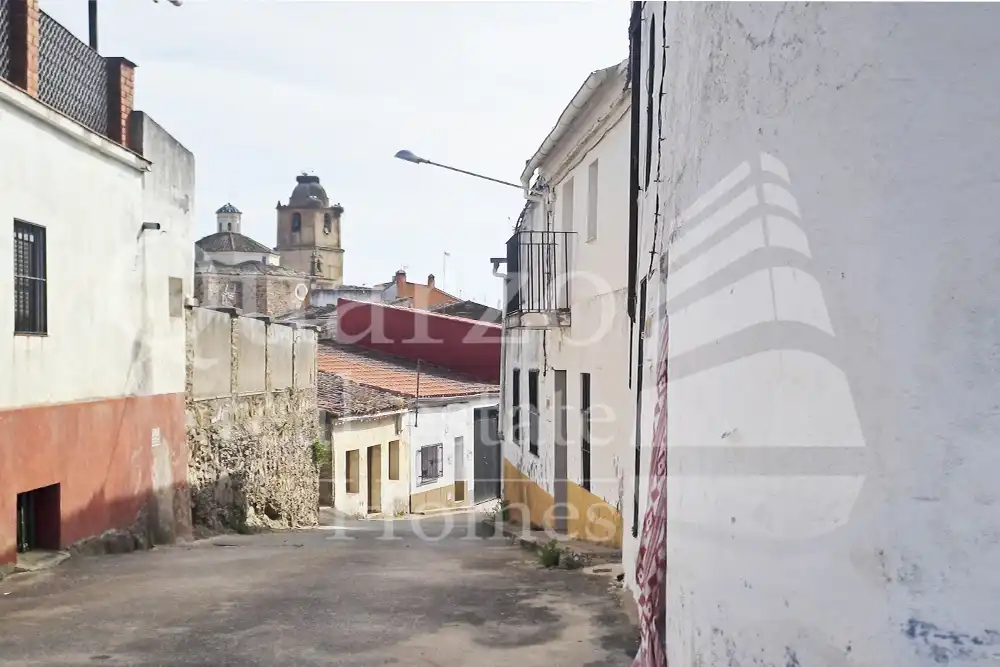 Vista exterior de Casa o xalet en venda en Madroñera amb Terrassa, Moblat i Balcó