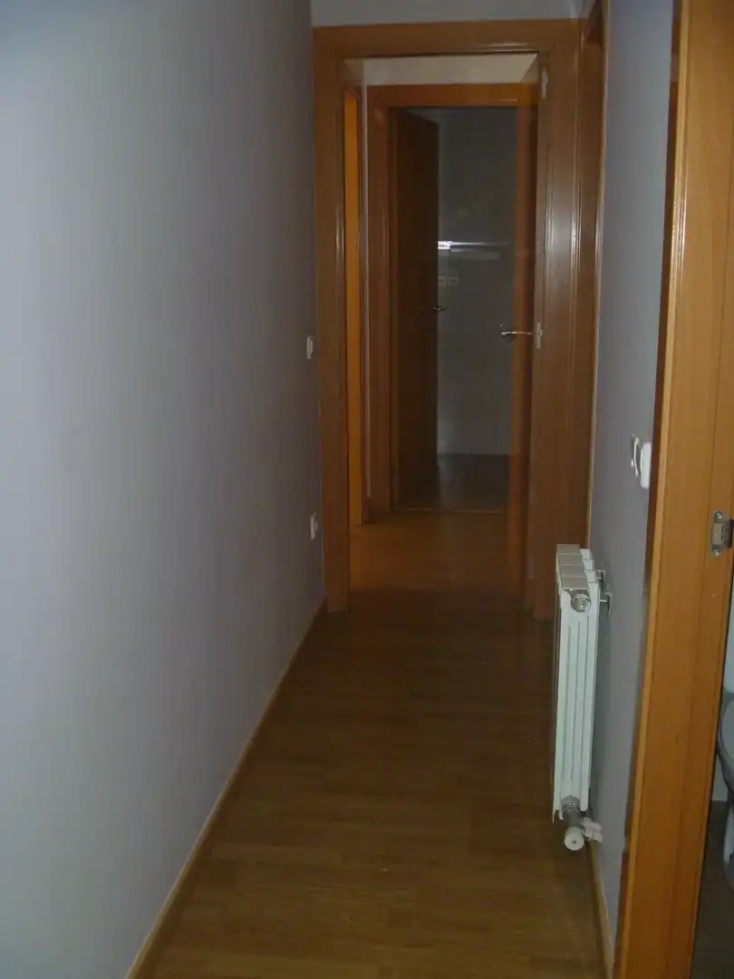 Piso de alquiler en Tàrrega con Calefacción, Parquet y Terraza