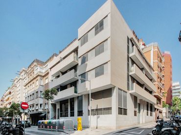 Dúplex amb piscina en venda a C/ Saragossa