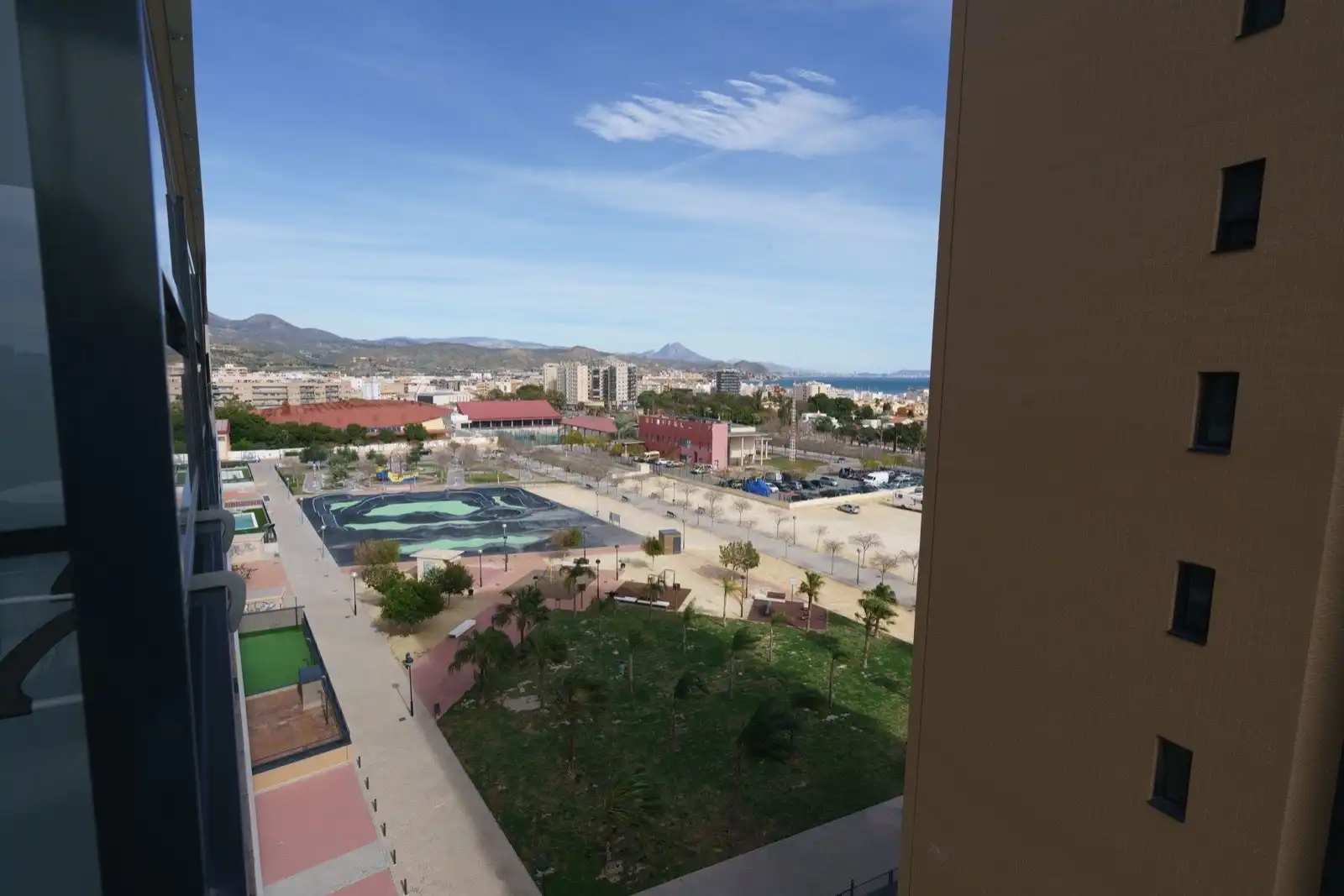 Vista exterior de Apartament de lloguer en El Campello amb Aire condicionat, Calefacció i Terrassa
