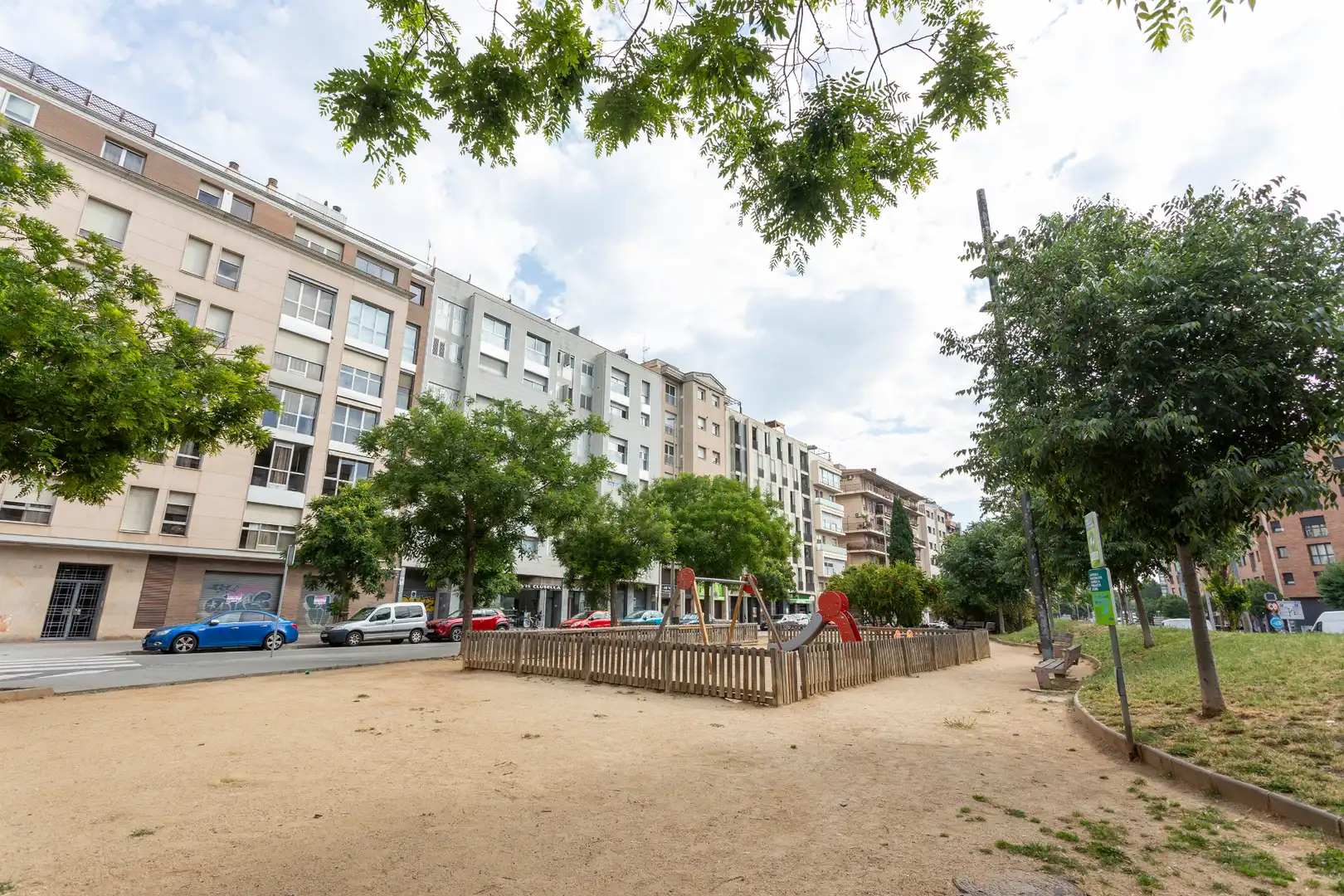 Vista exterior de Pis en venda en Sabadell