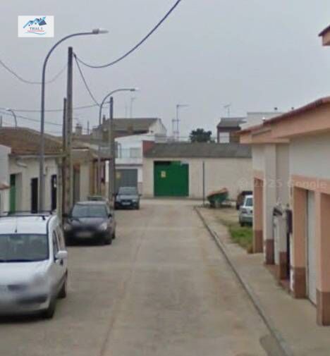 Vista exterior de Casa o xalet en venda en Cazalegas amb Jardí privat