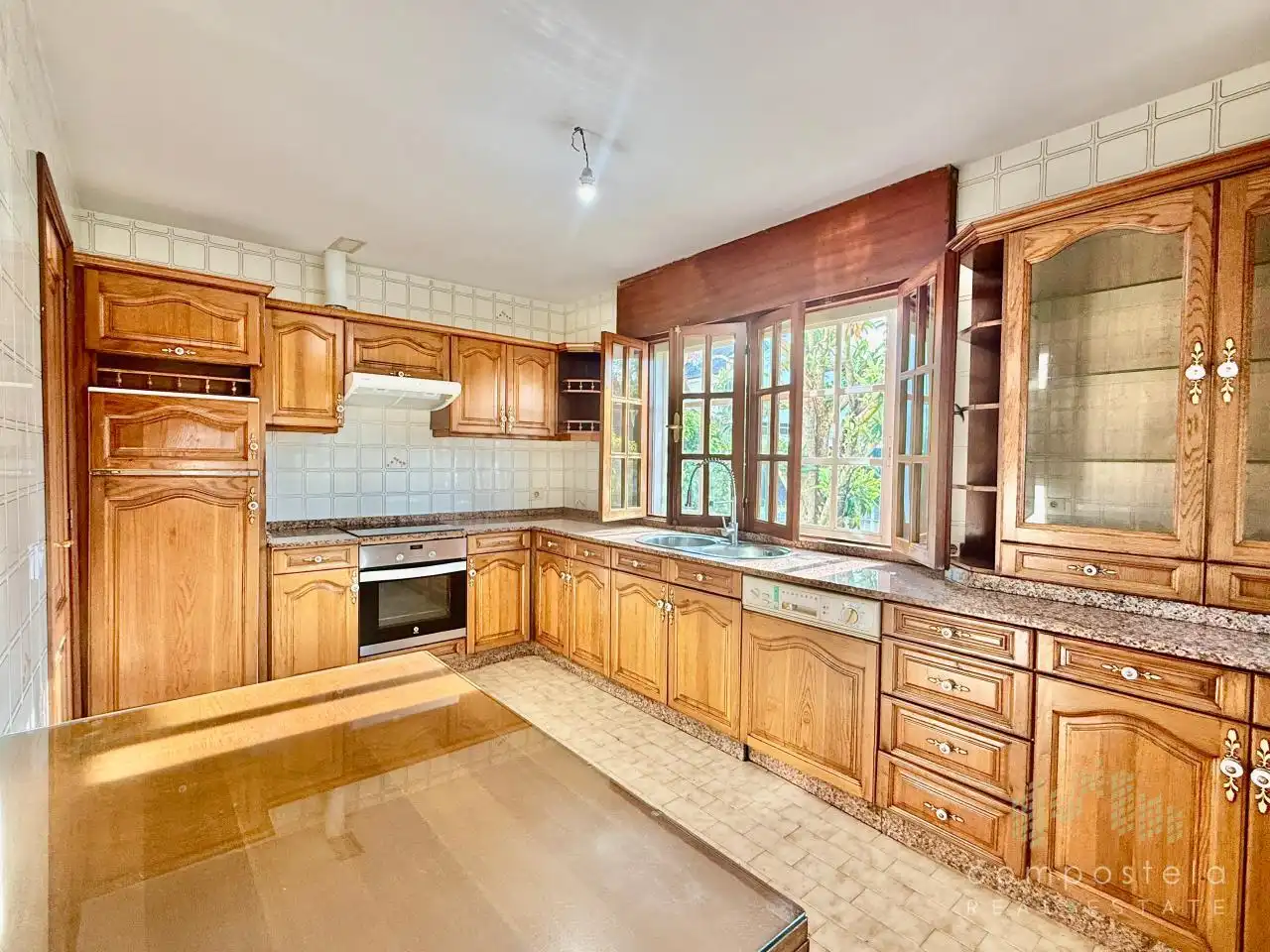 Chalet con jardín en venta en Urbanización Millalar, A Grela, imagen 7