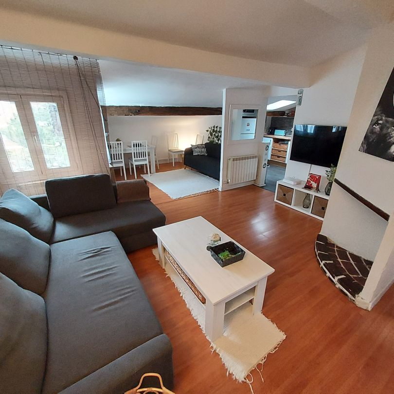 Sala d'estar de Pis en venda en Iurreta amb Calefacció, Jardí privat i Moblat
