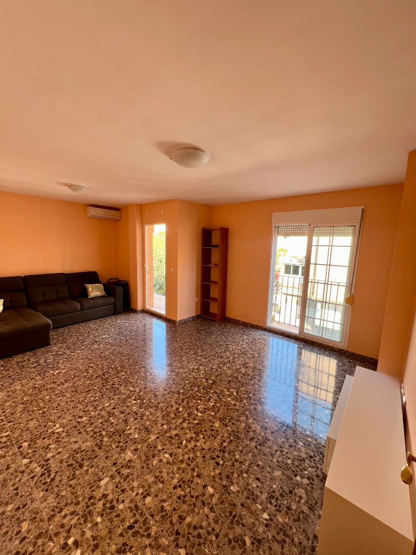 Living room of Flat for sale in Albal  with Air Conditioner, Storage room and Balcony