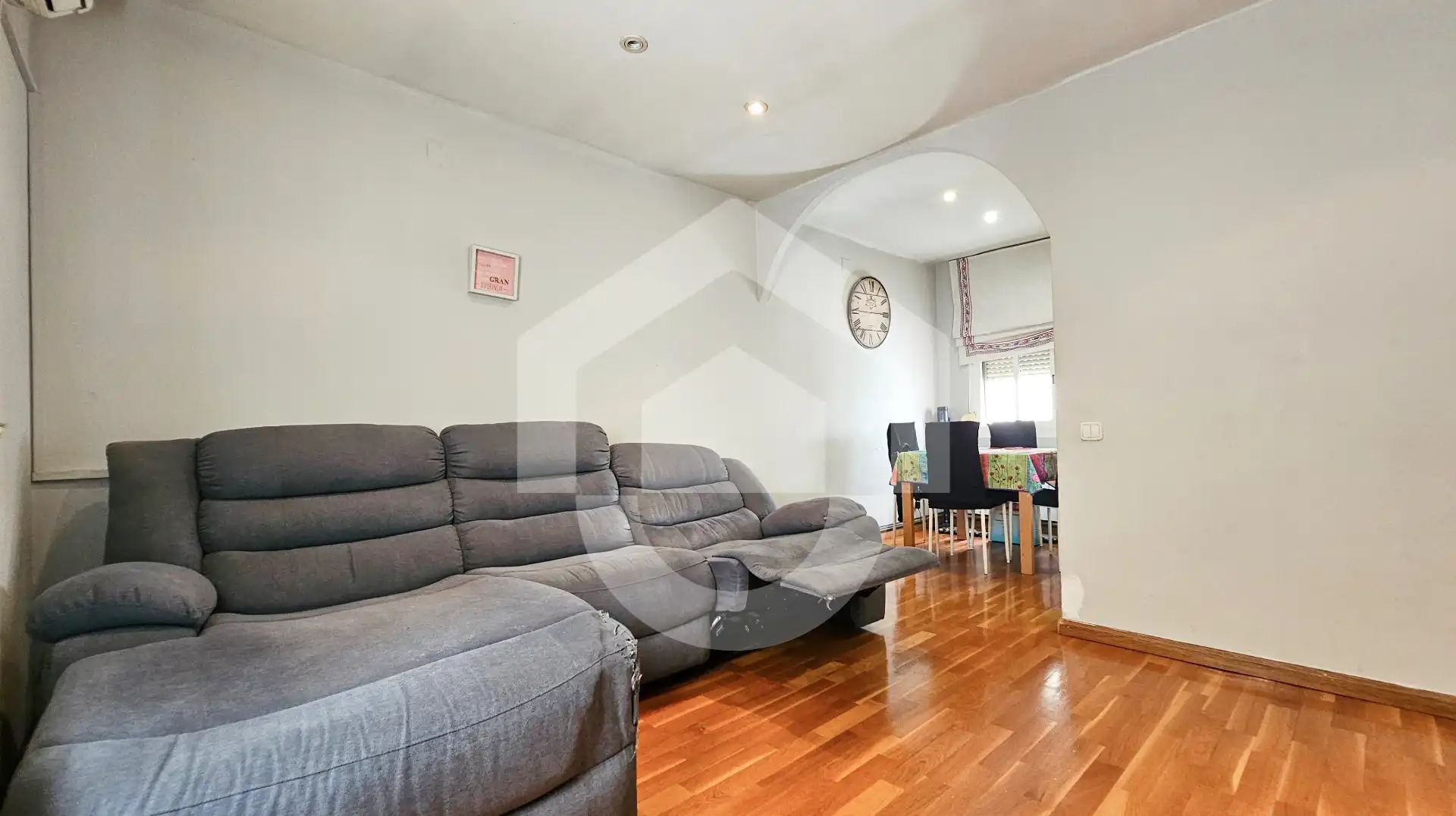 Wohnzimmer von Wohnung zum Verkauf in Barcelona mit Klimaanlage, Heizung und Parkett