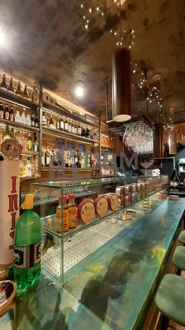Business premises for transfer in Eixample, imagen 7