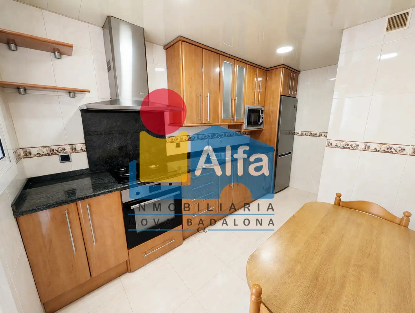 Cocina de Piso en venta en Badalona con Aire acondicionado, Calefacción y Jardín privado
