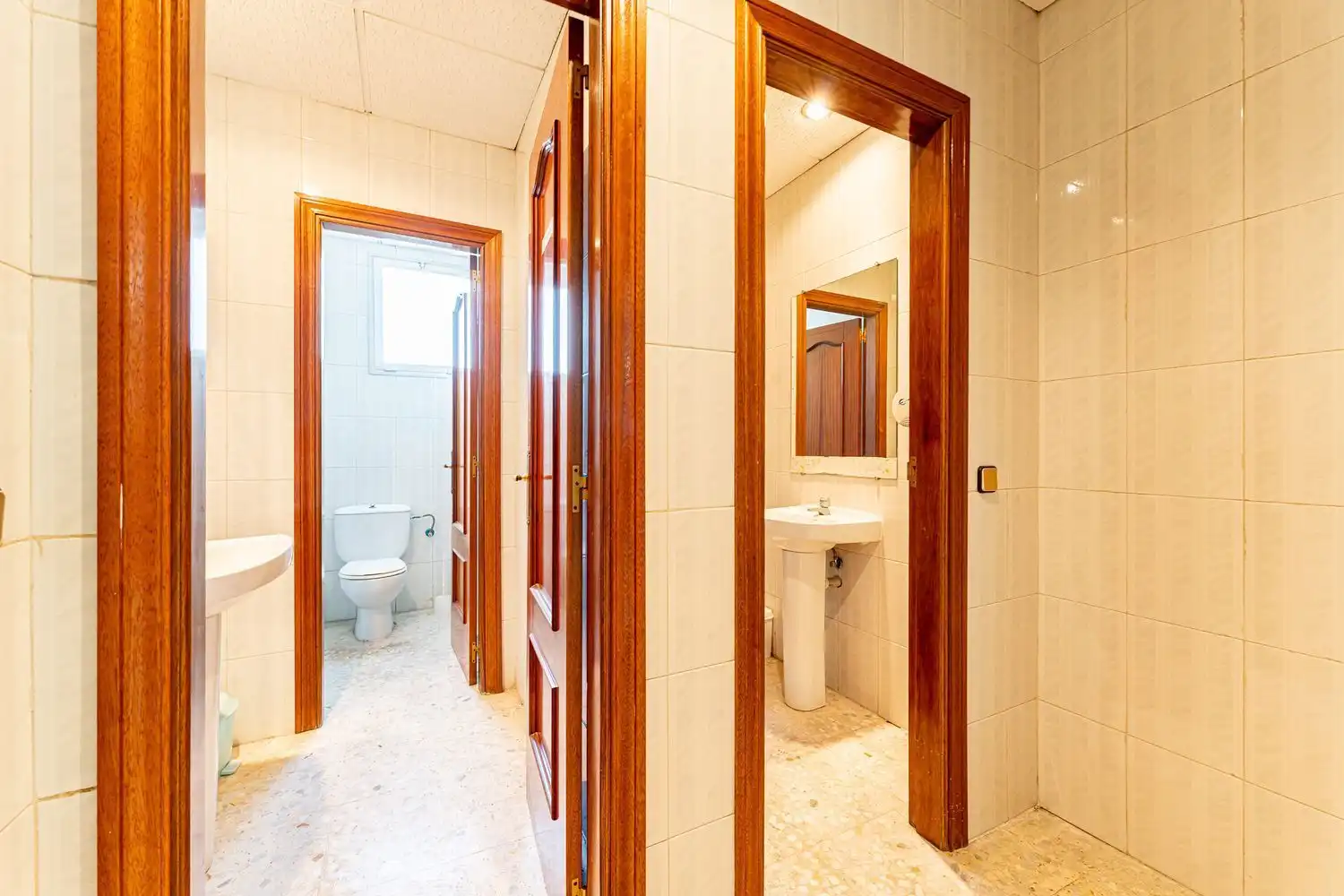 Bany de Edifici en venda en Fuenlabrada