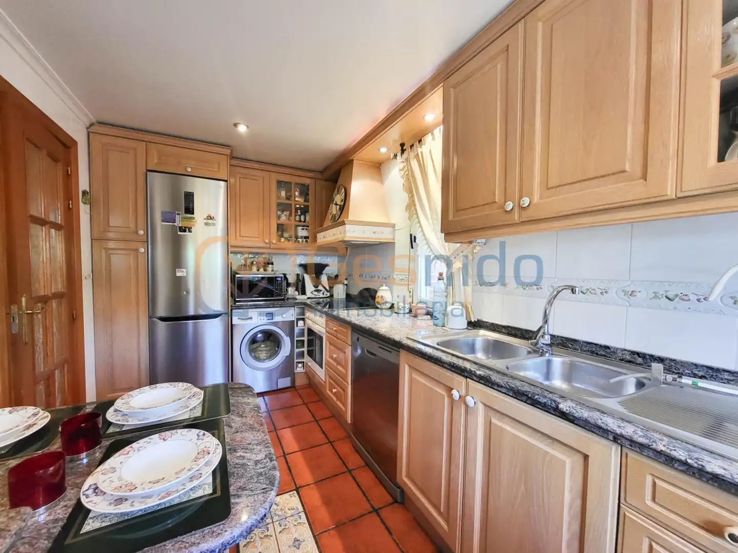 Cocina de Casa adosada en venta en Segovia con Calefacción, Parquet y Trastero