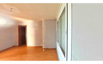 Bedroom of Flat for sale in Sabadell