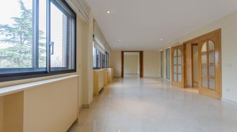 Photo 5 of Flat for rent in Calle de Amara, San Pascual, Madrid Capital