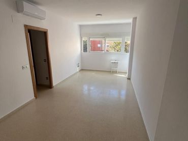 Piso con ascensor en venta en El Valle