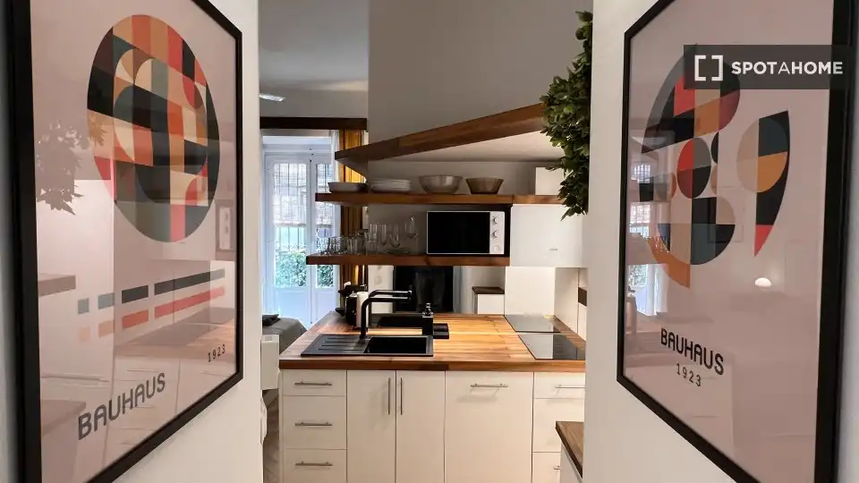Habitación en Cortes - Huertas