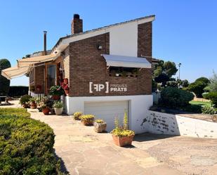 Vista exterior de Casa o xalet en venda en Alcarràs amb Aire condicionat i Piscina