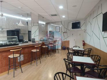 Local comercial en venda a Armunia