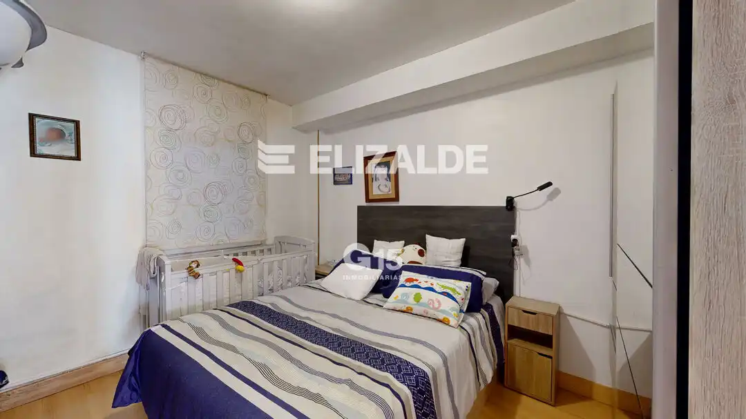 Habitación de Piso en venta en Donostia - San Sebastián  con Trastero y Balcón