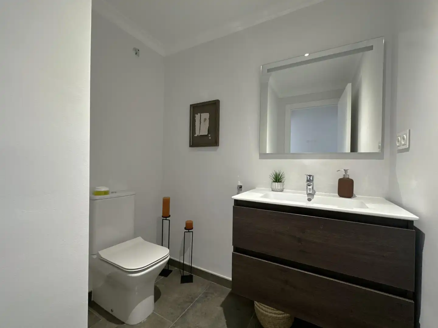 Bathroom of Flat for sale in Fuengirola